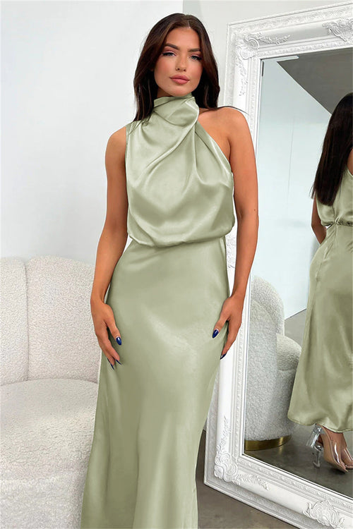 Carolina - Long satin dress with halter neckline