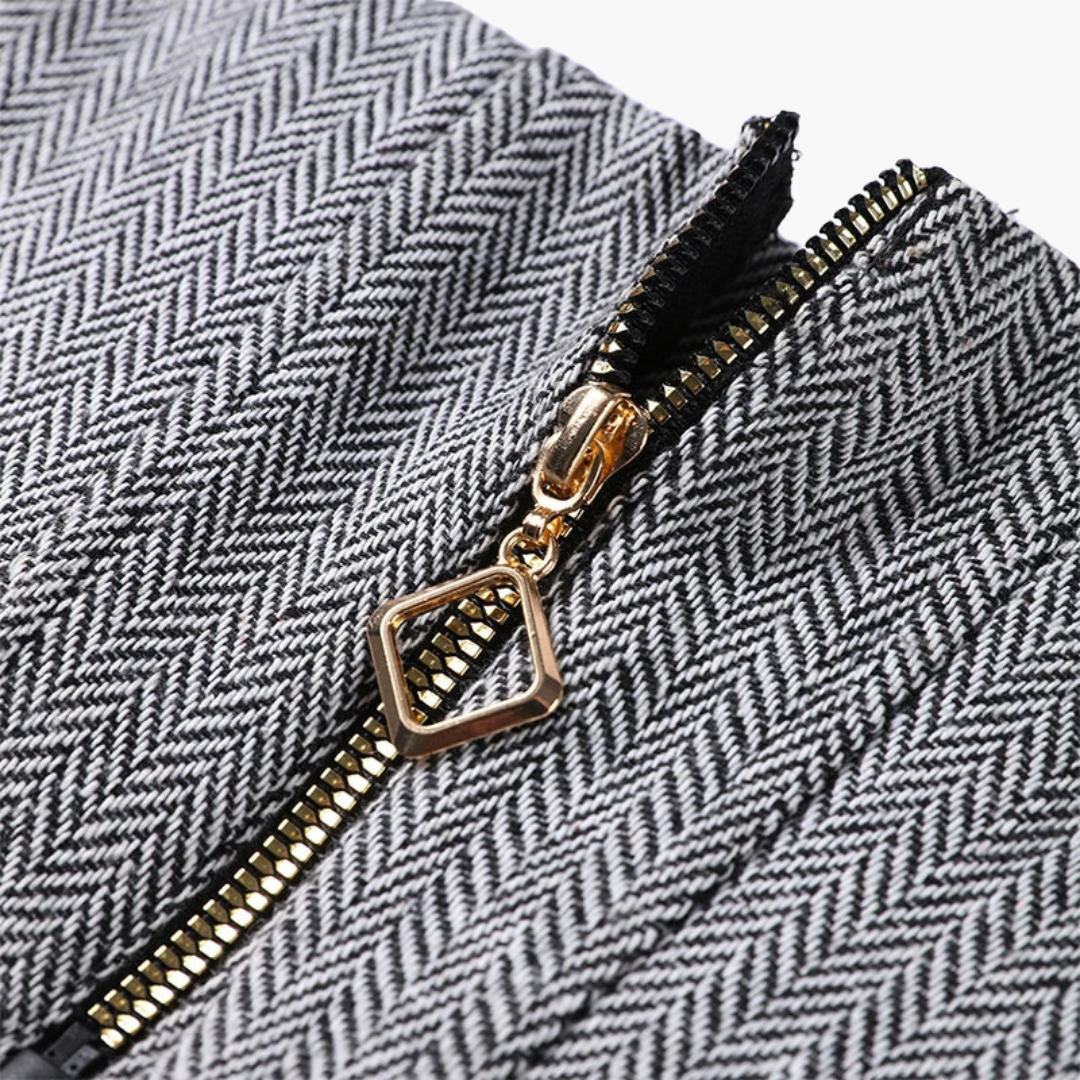 Ivonna - Elegant Fishbone Pattern 3-Piece Suit