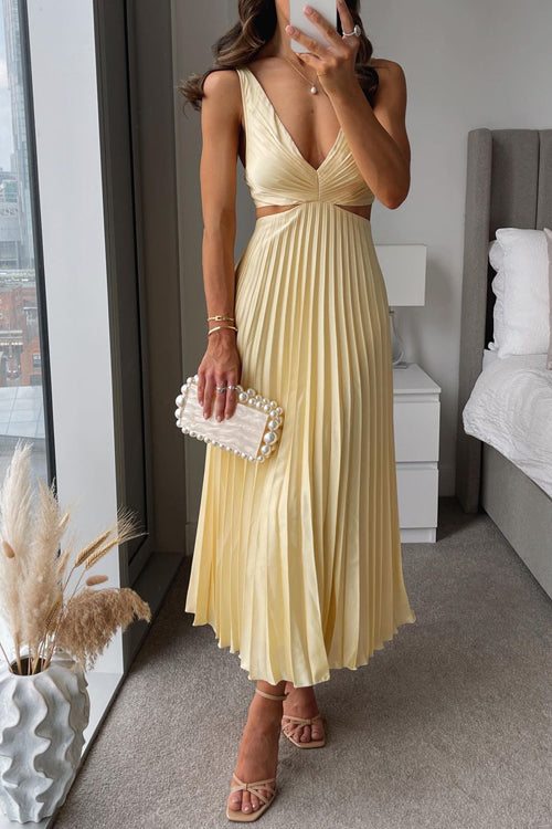Hailey - Elegant Sleeveless V-Neck Dress
