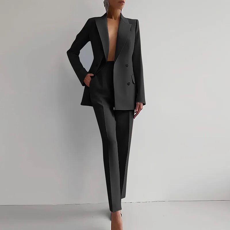 Amira - Women’s Slim Fit Tailored Cigarette Pantsuit
