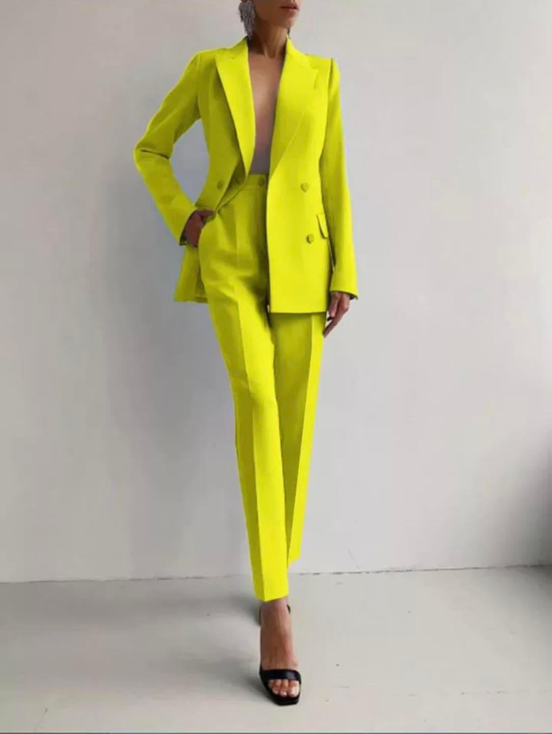 Amira - Women’s Slim Fit Tailored Cigarette Pantsuit