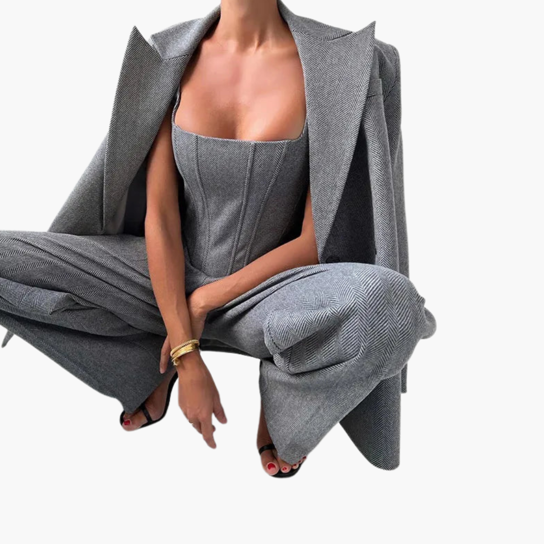 Ivonna - Elegant Fishbone Pattern 3-Piece Suit