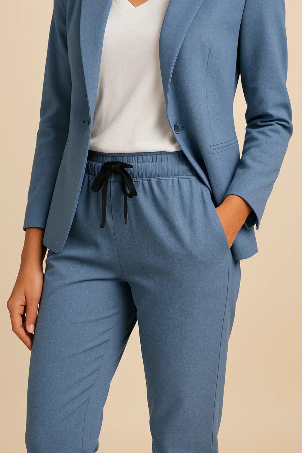 Casedy - Women’s Bold Style Blazer & Trousers Set