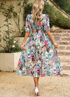 Freya - Elegant Dress with Floral Pattern