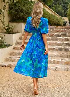 Freya - Elegant Dress with Floral Pattern