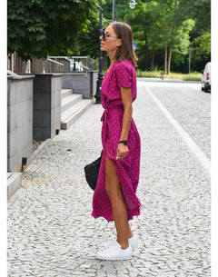 Savannah – Elegant dress with V-neck