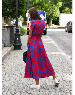 Savannah – Elegant dress with V-neck