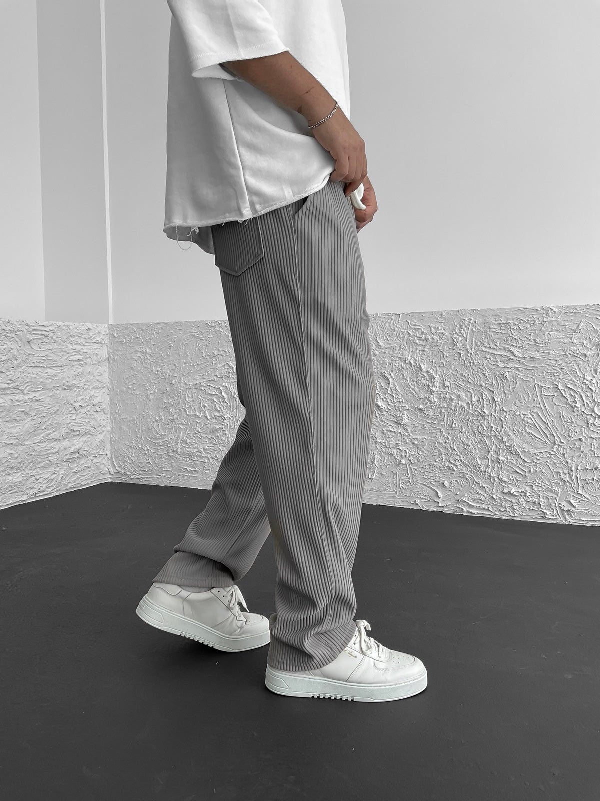Chris - Trendy Pants