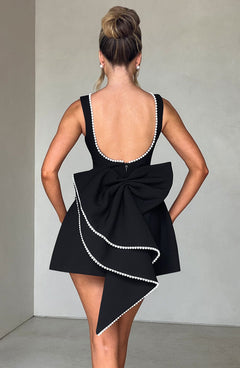 Charlotte - Elegant Pearl Bow Mini Dress