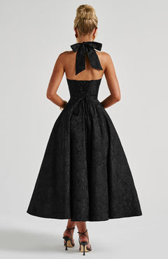 Ava - Chic V-Neck Backless Dress