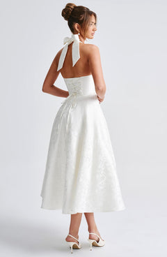 Ava - Chic V-Neck Backless Dress