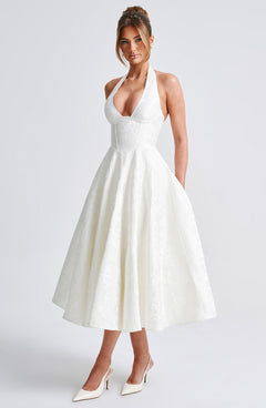 Ava - Chic V-Neck Backless Dress