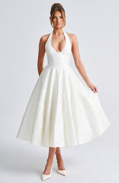 Ava - Chic V-Neck Backless Dress