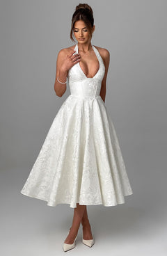 Ava - Chic V-Neck Backless Dress