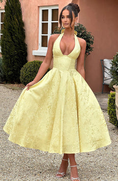 Ava - Chic V-Neck Backless Dress