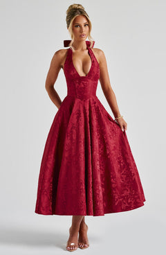 Ava - Chic V-Neck Backless Dress