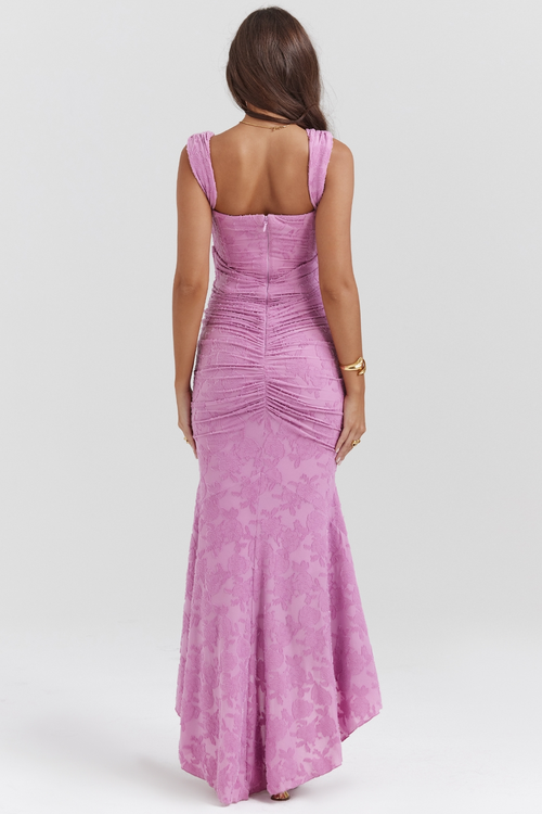 Evelyn - Elegant Slim Cut Lace Maxi Dress