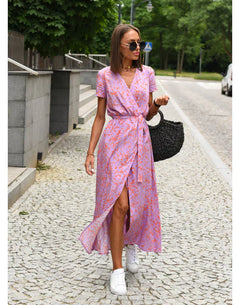 Savannah – Elegant dress with V-neck